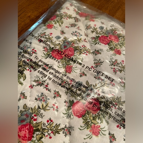 Pot Holder/Oven Mit 3 Piece Gift Set in Original Packaging - Picture 5 of 5